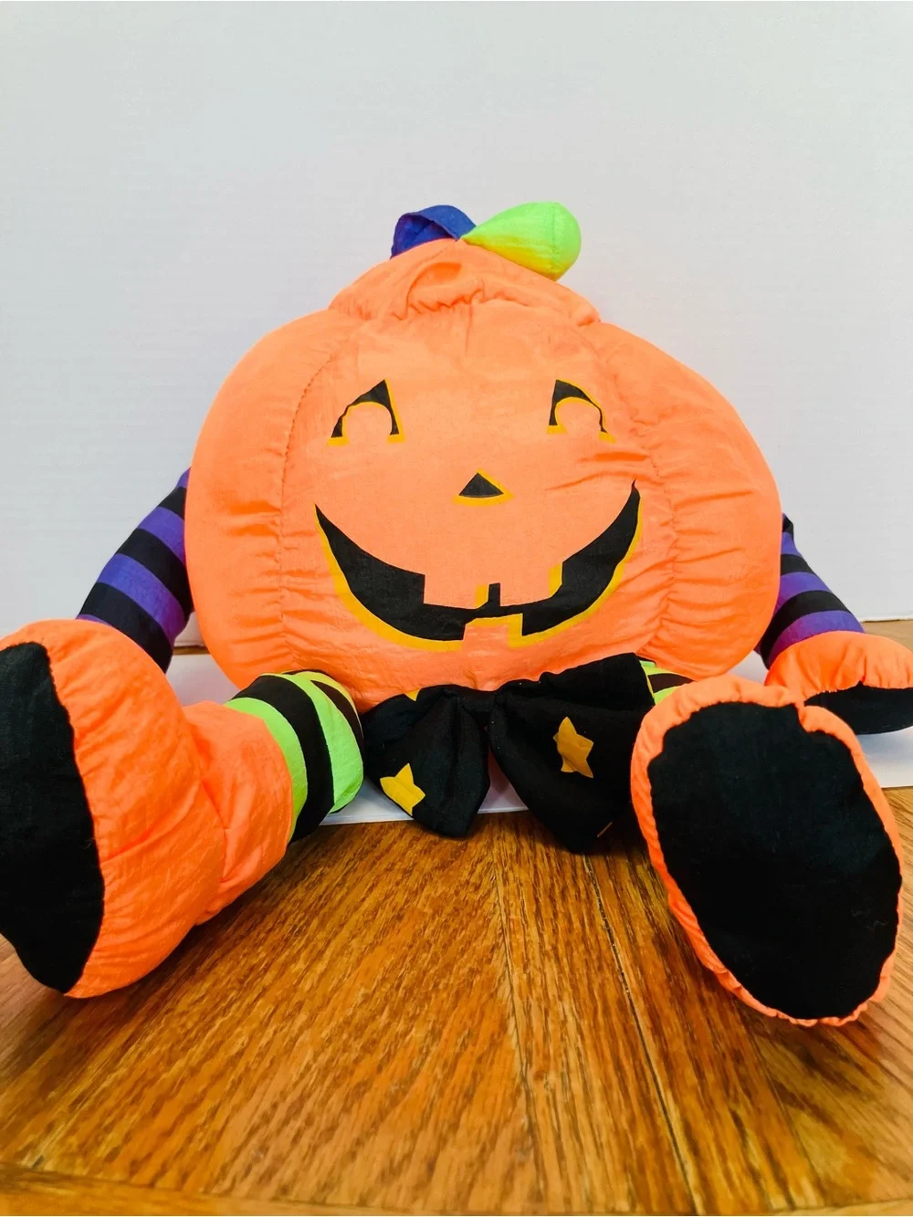 Stuffins 1993 Plush Nylon Halloween Jack-O-Lantern Pumpkin 14in Long